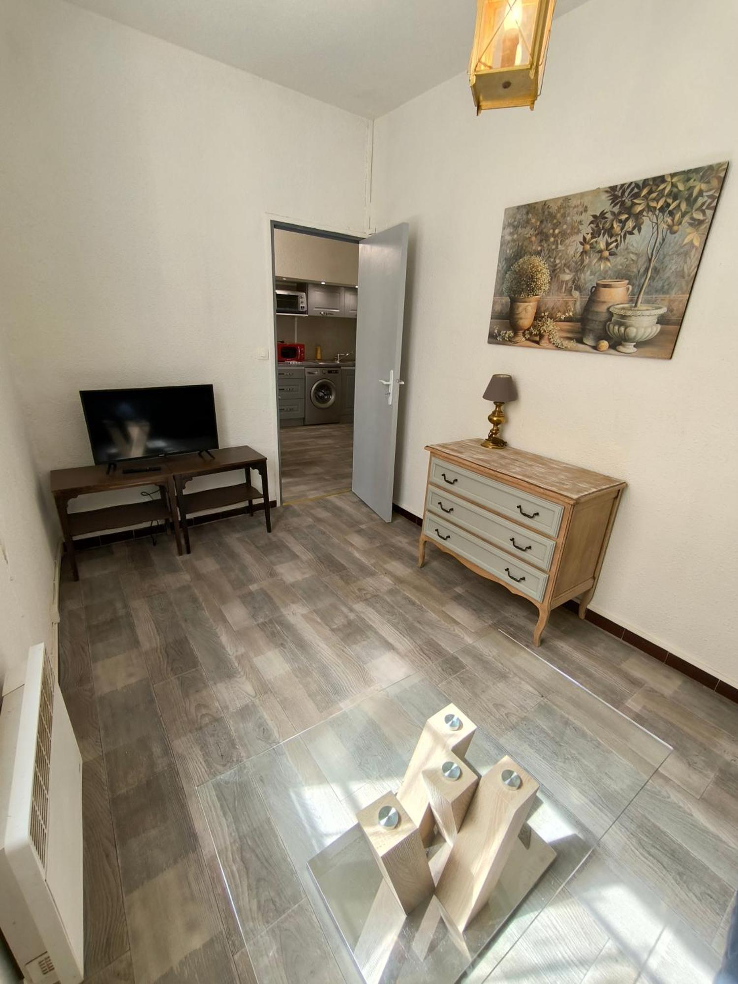 Appartement Chaleureux Dans Le Centre De Béziers Zewnętrze zdjęcie